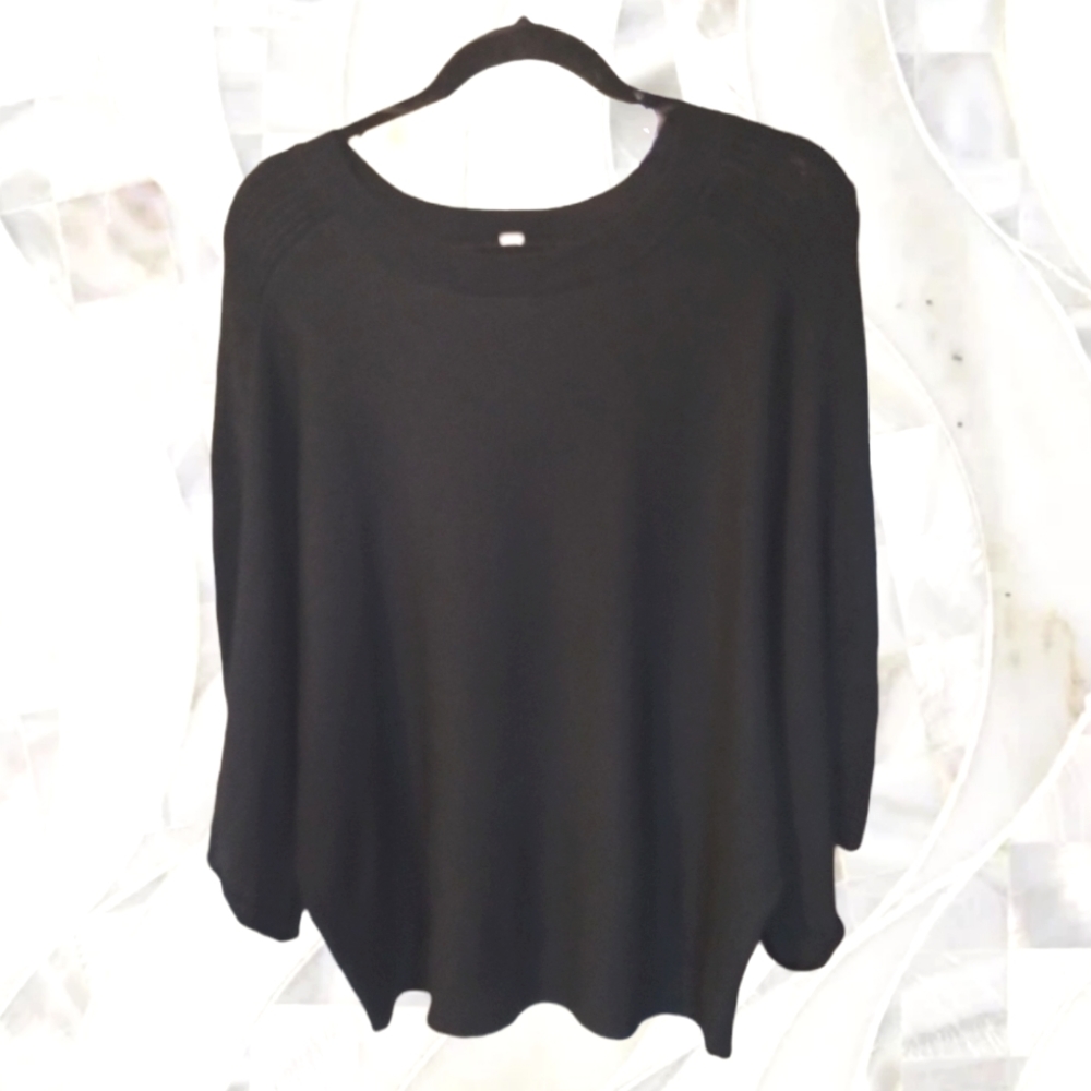 Prologue Black Wing Sleeve Sweater Material Top